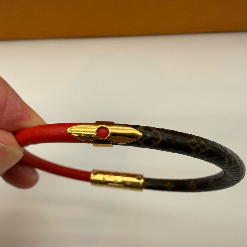 Louis Vuitton Daily Confidential bracelet - Picture 9 of 16